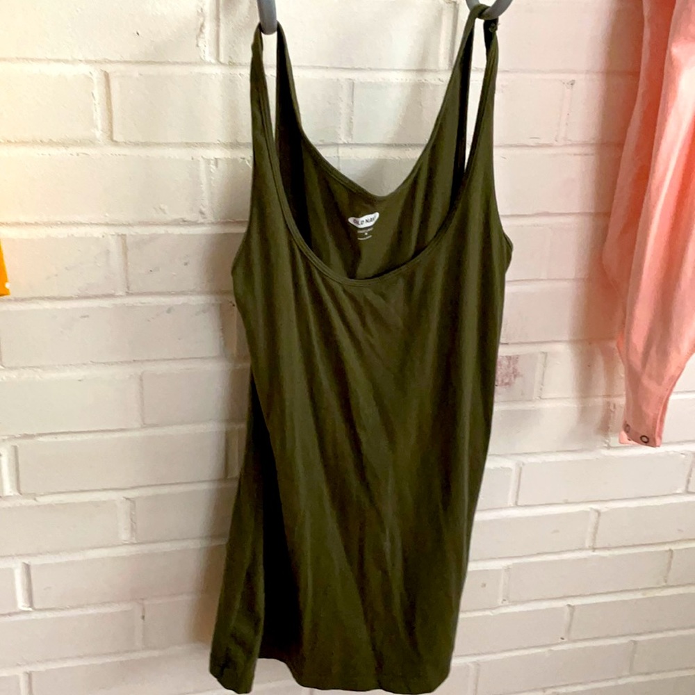 5 Tank/Cami Tops (Size M) - Picture 5 of 7